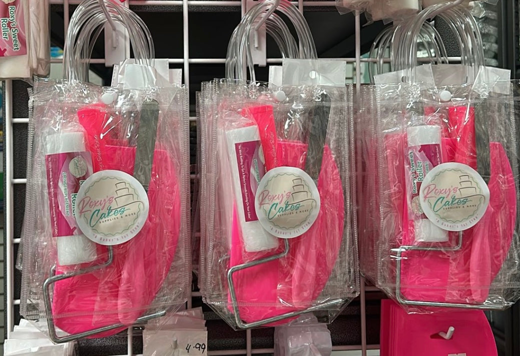 Roxy’s kit (rolo, espatula y scrapper)